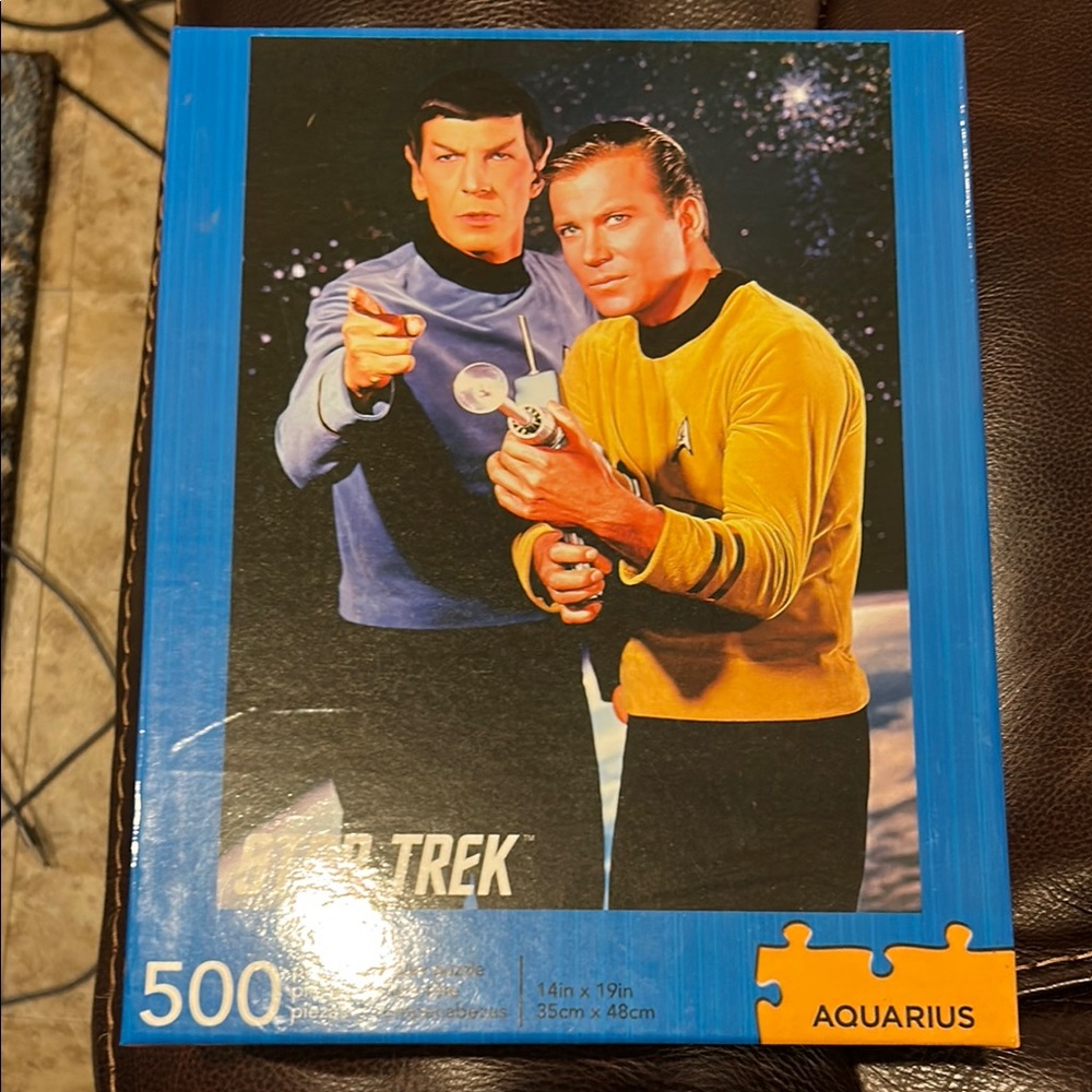 Aquarius Star Trek 500-Piece Puzzle - Blue and Yellow